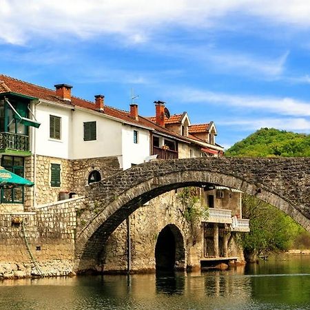 Holiday Home Rijeka Crnojevića Eksteriør billede